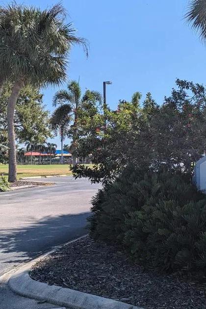 Frank E. Mackle Community Park